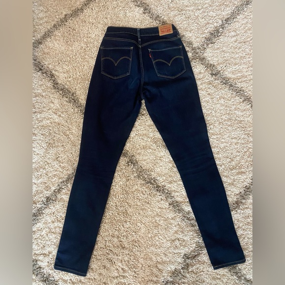 Levi’s 721 High Rise Skinny, size 29 length 32 - Picture 2 of 6